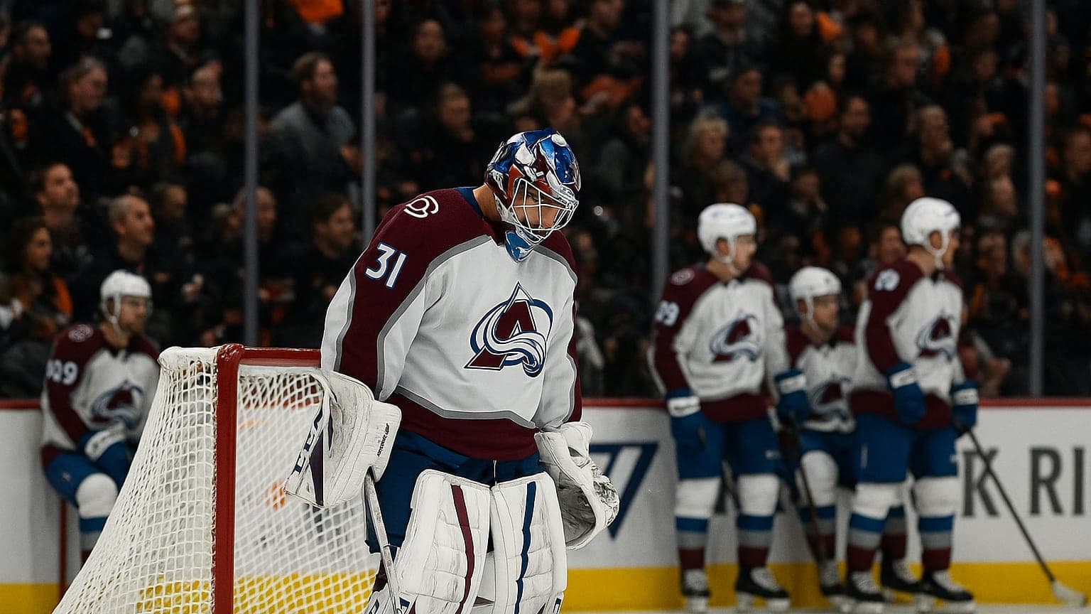 Avalanche Face Goaltending Crisis After Playoff Loss
