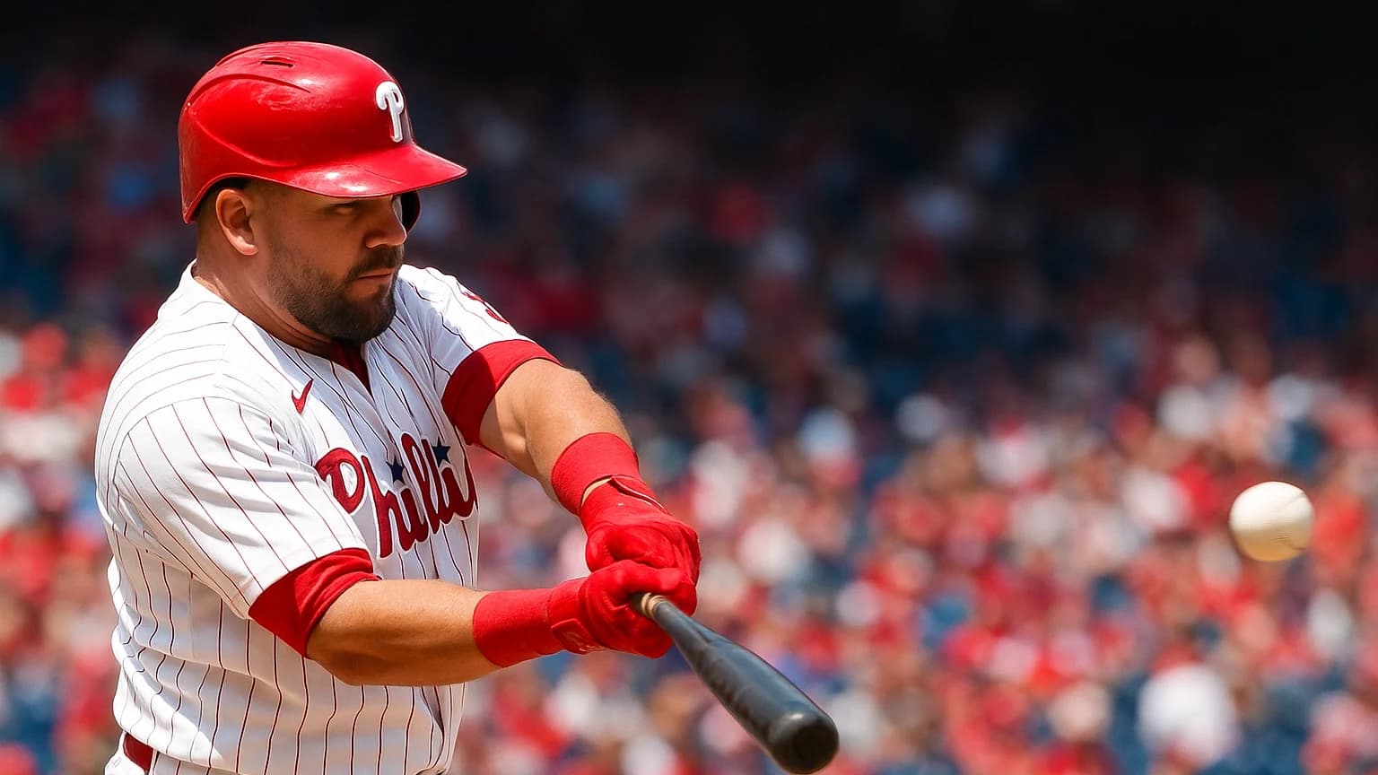 Schwarber Reaches 20 Home Runs in Wild Extra-Inning Victory