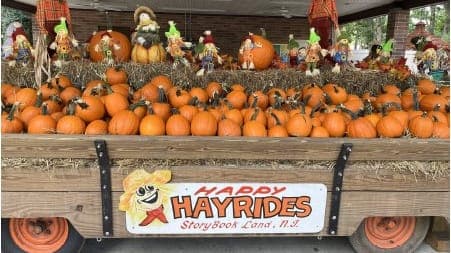 1,350 Hay Bales, 650 Mums and Plenty of Pumpkins: Fall Returns to Storybook Land