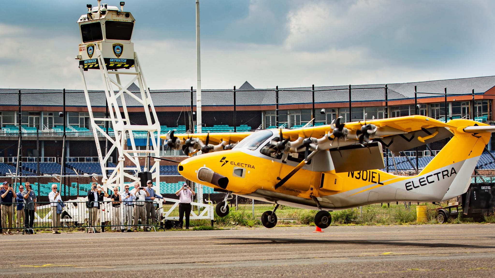 Could 150-Foot Takeoffs Connect Atlantic City to Philadelphia? Hybrid-Electric Aircraft Tested at Bader Field