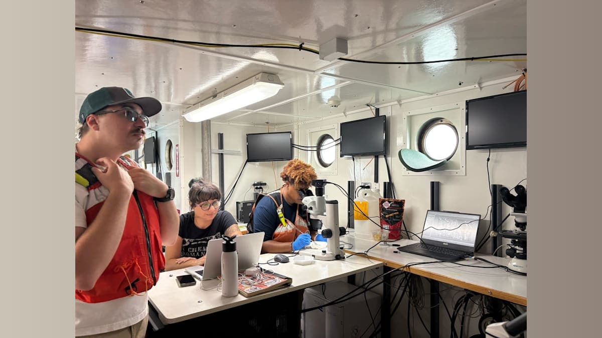 Stockton Marine Science Students Take Research to Sea in Gulf of Mexico
